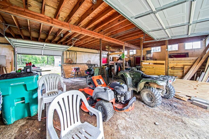 More Photos Of 6600 Vrooman Rd, Painesville Horse Stables For Sale