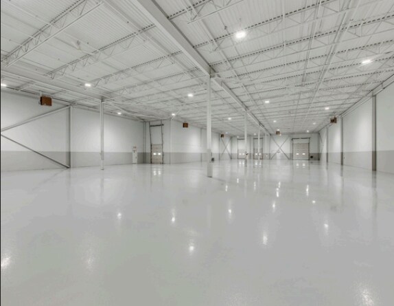 More Photos Of 7205 Edwards Blvd, Mississauga Warehouse For Lease