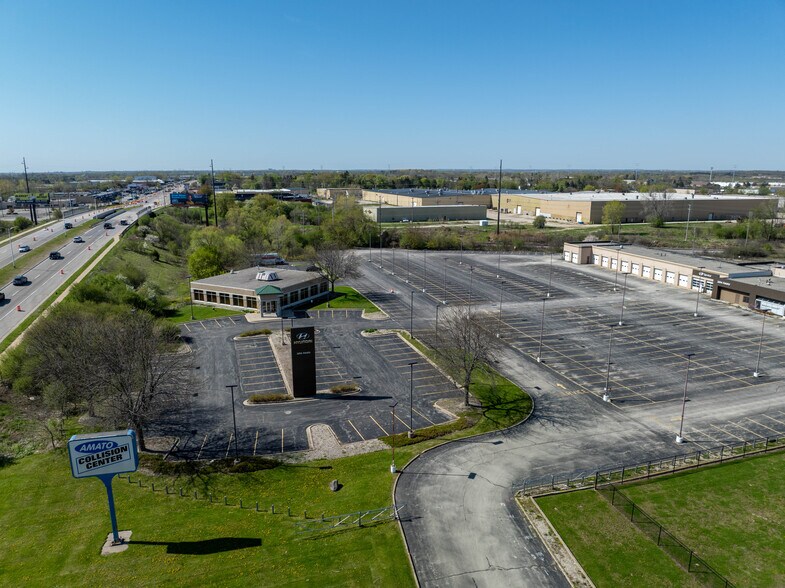 More Photos Of 8301 N 76th St, Milwaukee Light Manufacturing For Sale