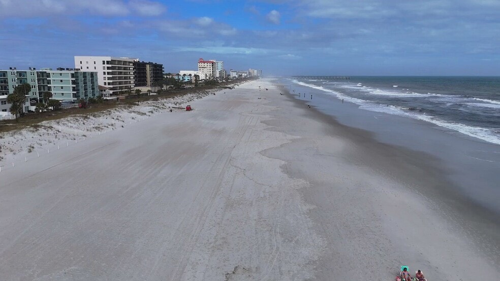 More Photos Of 731 1st St S, Jacksonville Beach Apartments For Sale