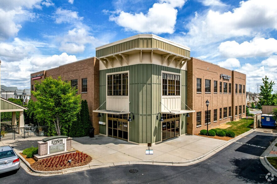 More Photos Of 10040 Edison Square Dr, Concord Unknown For Lease