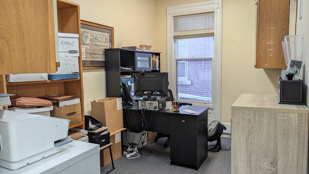 More Photos Of 383 Orange St, New Haven Apartments For Lease