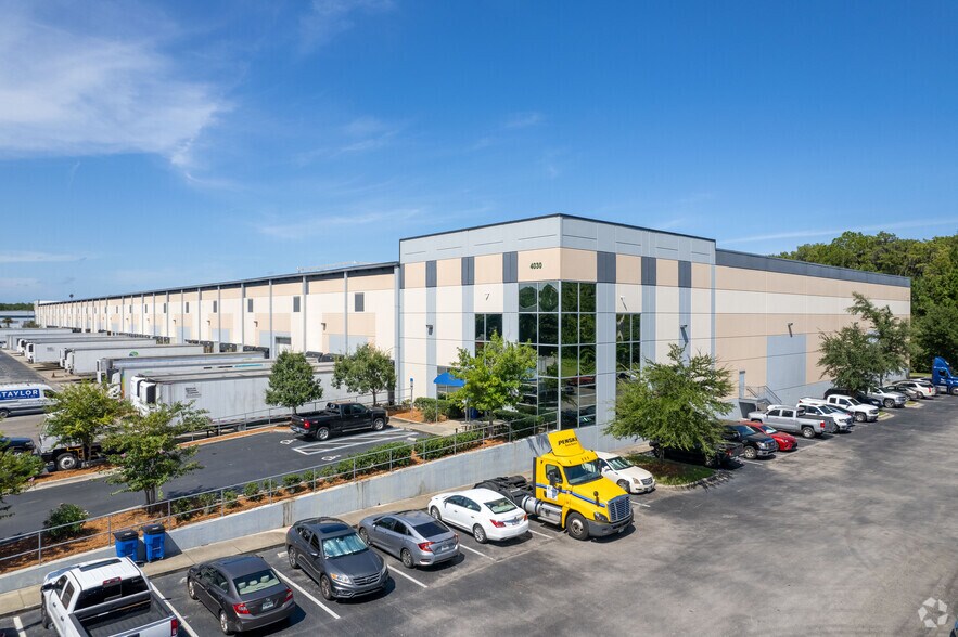 Primary Photo Of 4030 Deerpark Blvd, Elkton Warehouse For Lease