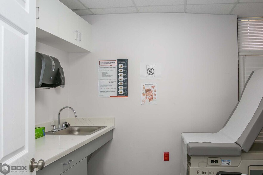 More Photos Of 1500 N University Dr, Coral Springs Medical For Sale