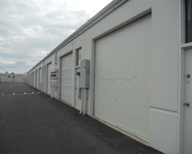 More Photos Of 2100 N Wilmot Rd, Tucson Light Manufacturing For Lease