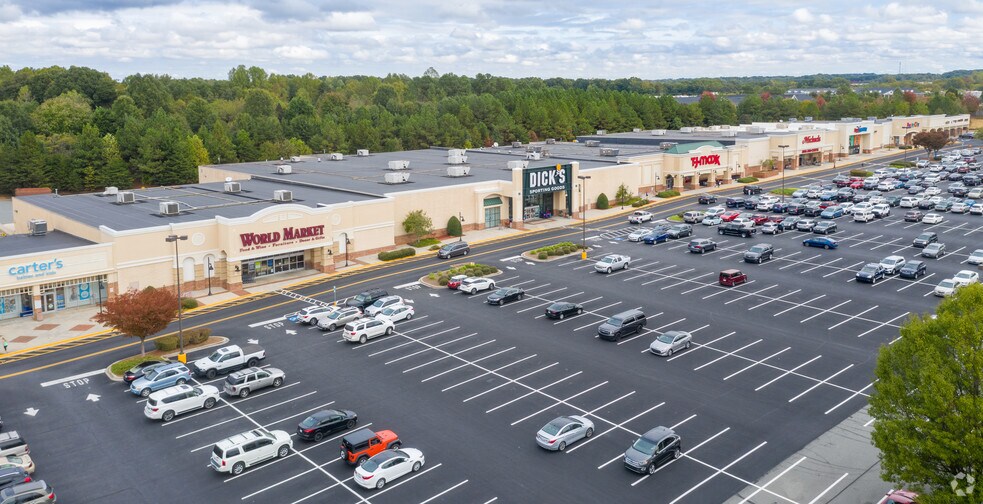More Photos Of 598 River Hwy, Mooresville Unknown For Lease