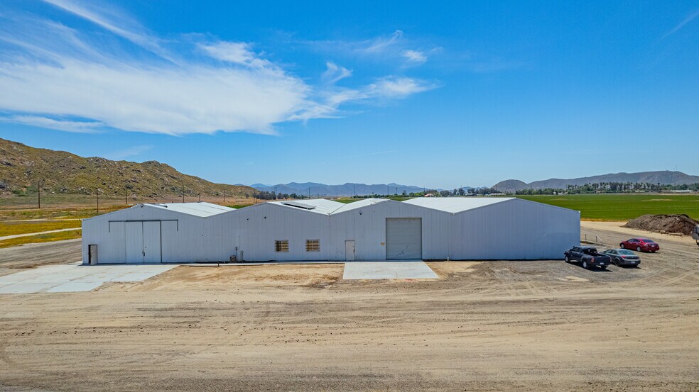 More Photos Of 35650 Hidden Springs Rd, Hemet Warehouse For Lease