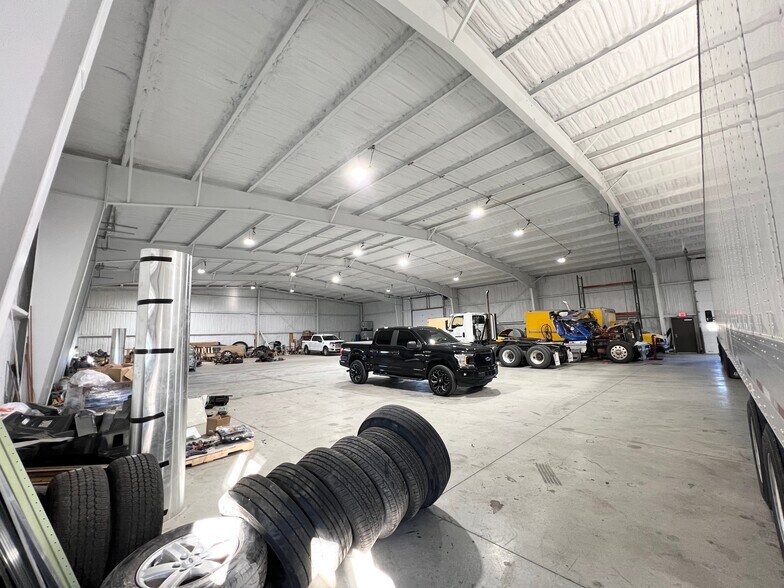 More Photos Of 22800 Highway H, Sedalia Manufacturing For Sale