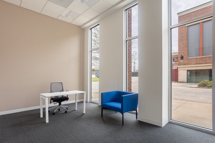 More Photos Of 4550 North Point Pky, Alpharetta Coworking Space