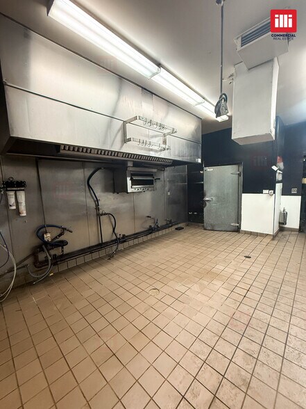 More Photos Of 1612-1616 N Cahuenga Blvd, Hollywood Restaurant For Lease