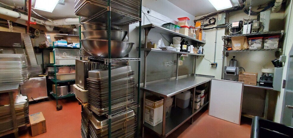 More Photos Of 17 E 17th St, New York Apartments For Lease