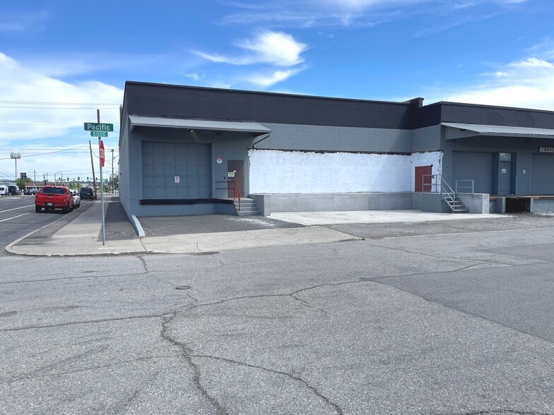 Primary Photo Of 126 S Sheridan St, Spokane Warehouse For Lease