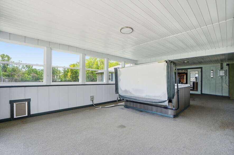 More Photos Of 2996 Millville Shandon Rd, Hamilton Specialty For Sale