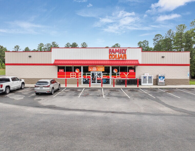 More Photos Of 100 Lizard Creek Rd, Littleton Drugstore For Sale