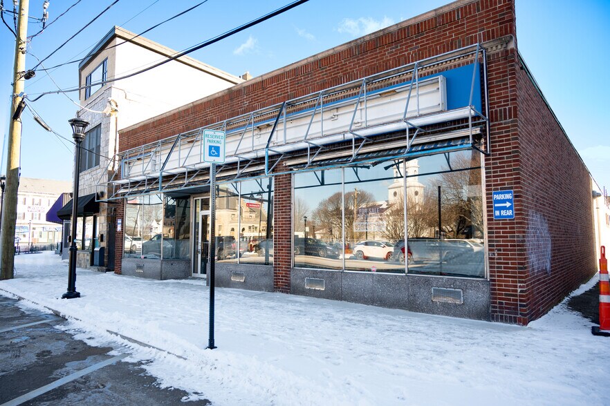 Primary Photo Of 101-103 Pleasant St, Weymouth Storefront For Sale