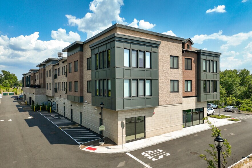 More Photos Of 444 State Route 10, Whippany Apartments For Lease