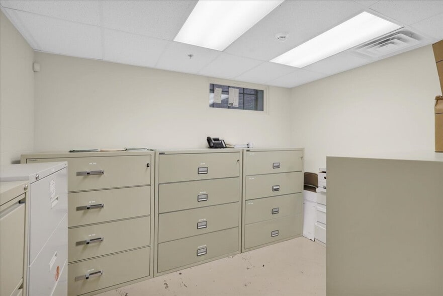 More Photos Of 213 N 5th St, Reading Office For Lease