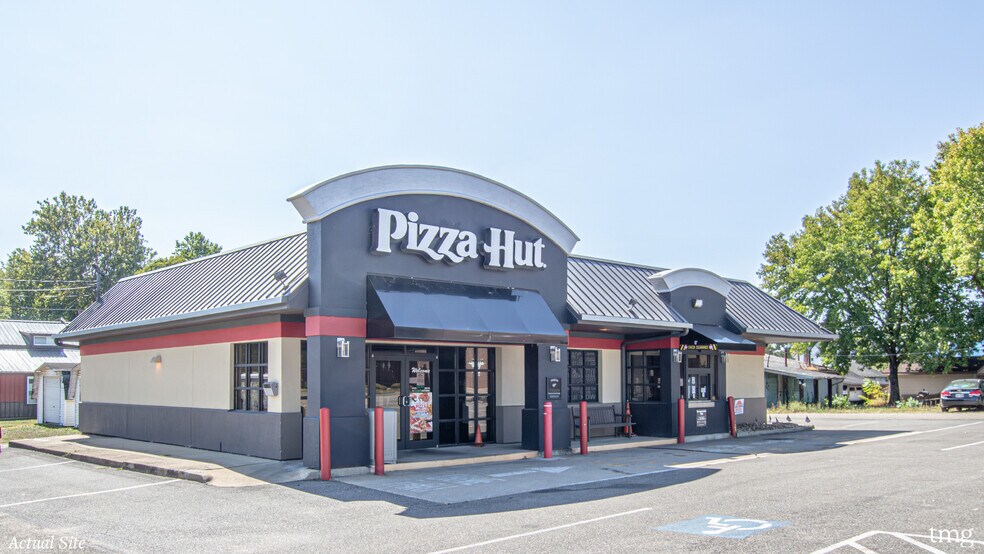 More Photos Of 311 E Lincolnway, Minerva General Retail For Sale