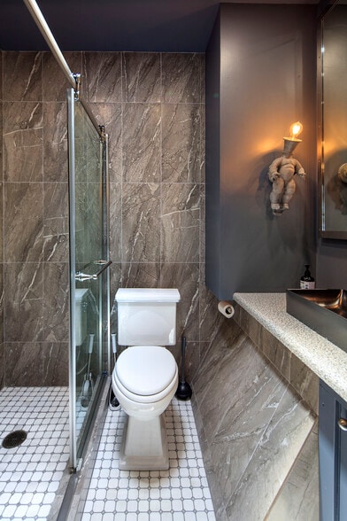 More Photos Of 72 Tehama St, San Francisco Loft Creative Space For Sale