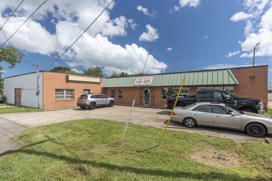 Primary Photo Of 3378 E Princess Anne Rd, Norfolk Storefront Retail Office For Sale