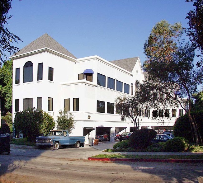 More Photos Of 7740 Painter Ave, Whittier Office For Lease