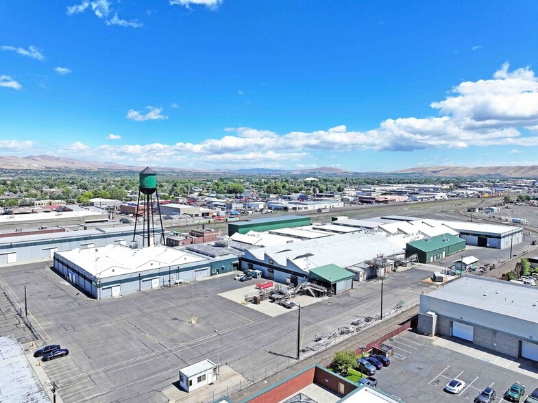 Primary Photo Of 108 W Walnut St, Yakima Food Processing For Sale