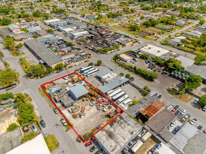 More Photos Of 2301 SW 57th Ave, West Park Warehouse For Lease