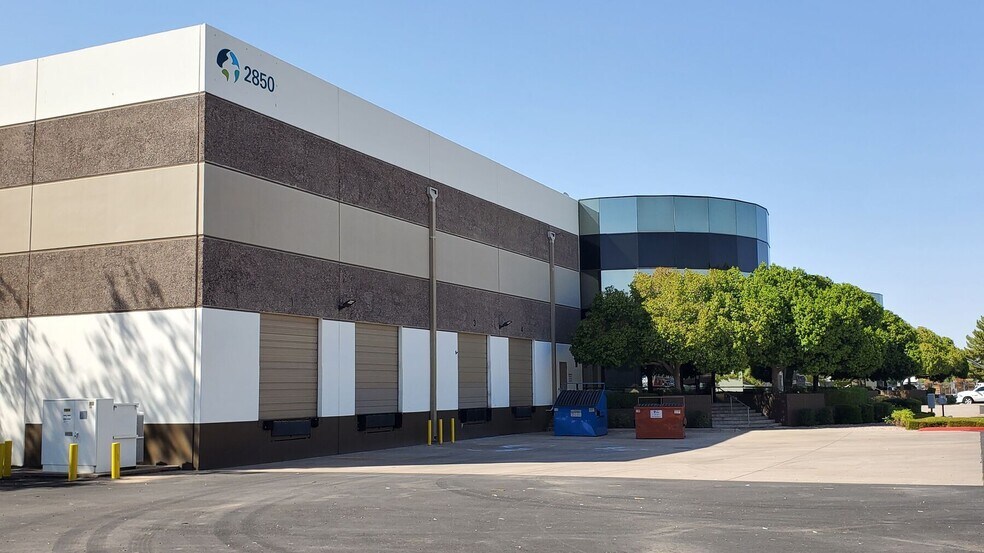 Primary Photo Of 2850 S Roosevelt St, Tempe Warehouse For Lease