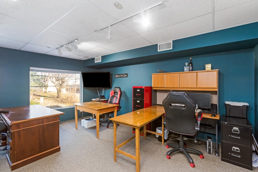 More Photos Of 116 N Main St, Goodlettsville Office Residential For Lease