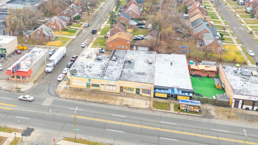 More Photos Of 13703 W McNichols Rd, Detroit General Retail For Sale