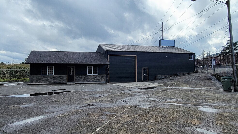 Primary Photo Of 102 Sales Barn Rd, Kelso Warehouse For Sale