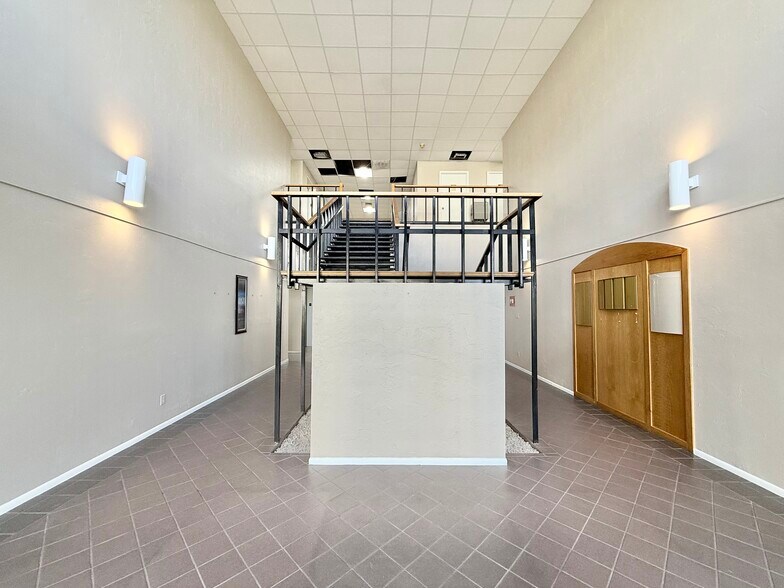 More Photos Of 3949 Evans Ave, Fort Myers Medical For Sale
