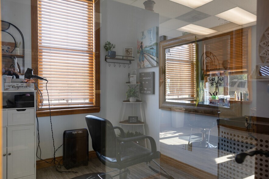 More Photos Of 105 Capitol St, Eagle Storefront Retail Residential For Sale