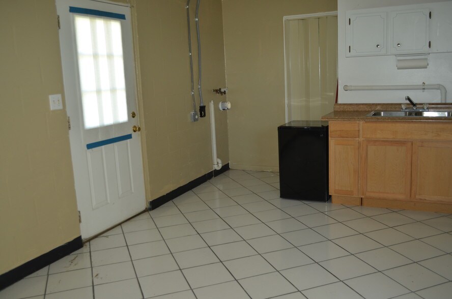 More Photos Of 746-750 Us Highway 27 N, Avon Park Storefront Retail Office For Sale