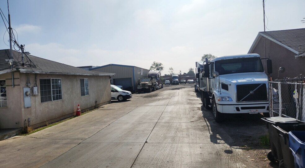 More Photos Of 11942 Allegheny St, Sun Valley Land For Sale