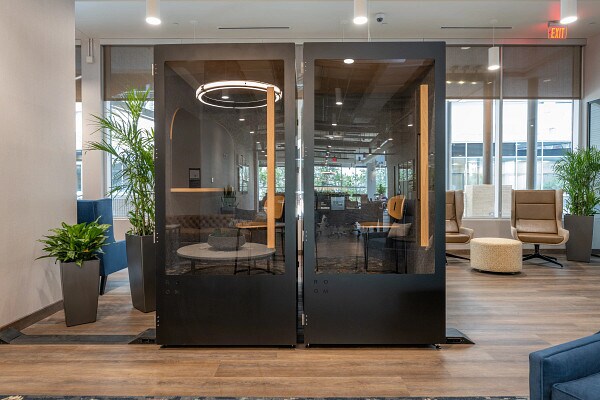 More Photos Of 1201 fannin St, Houston Coworking Space