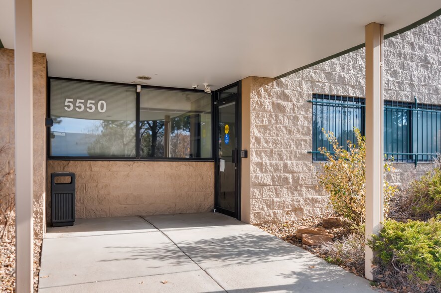 More Photos Of 5550 Joliet St, Denver Warehouse For Sale
