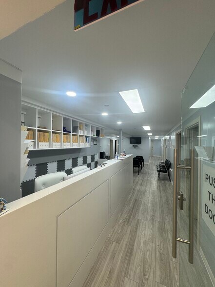 More Photos Of 401 Ditmas Ave, Brooklyn Medical For Lease