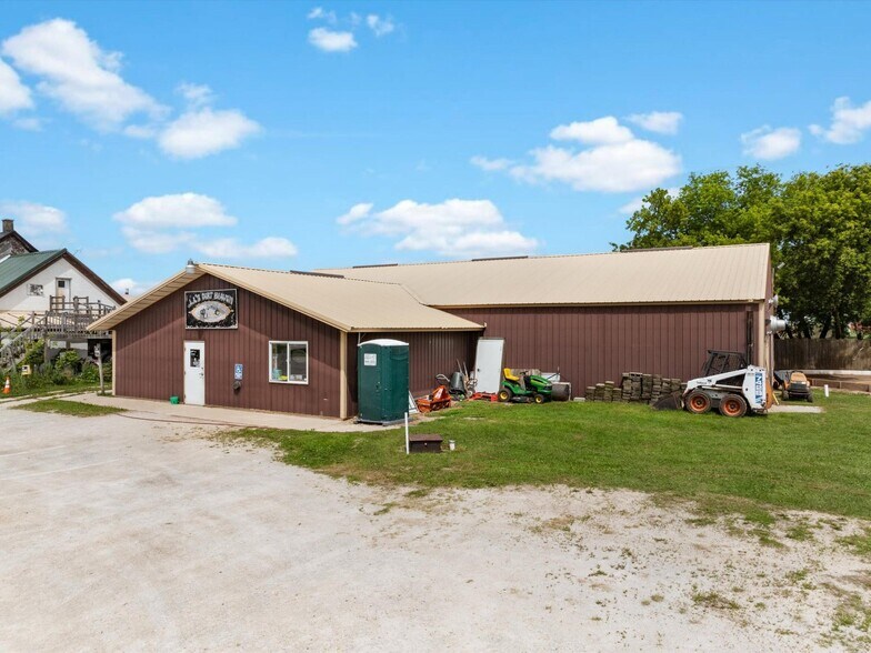 More Photos Of 6028 County Highway K, New Franken Storefront Retail Residential For Sale