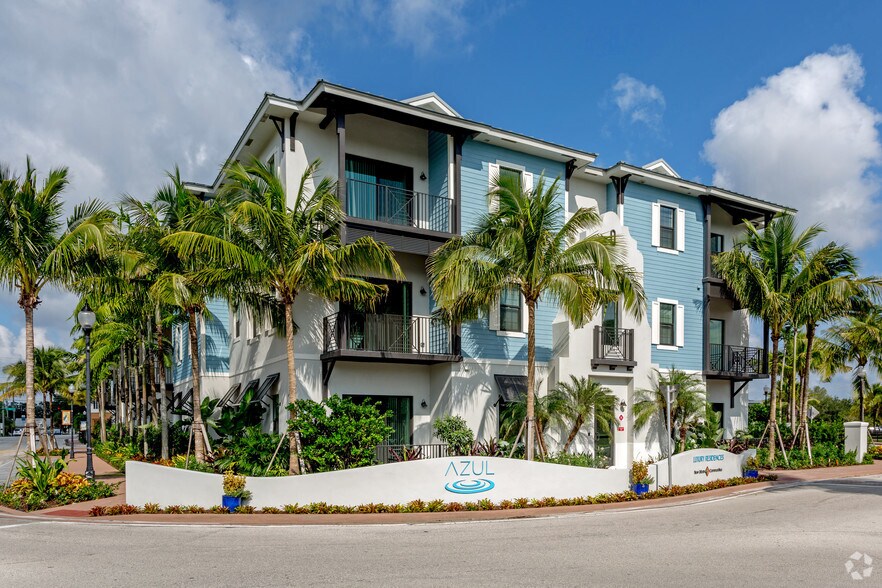 More Photos Of 201 SW Joan Jefferson Way, Stuart Apartments For Sale