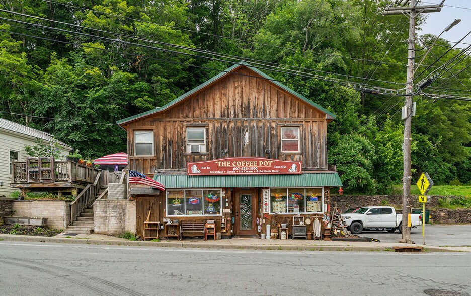 Primary Photo Of 581 Main St, Hobart Restaurant For Sale