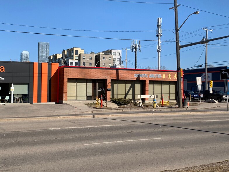 More Photos Of 10525 116 St NW, Edmonton Medical For Lease