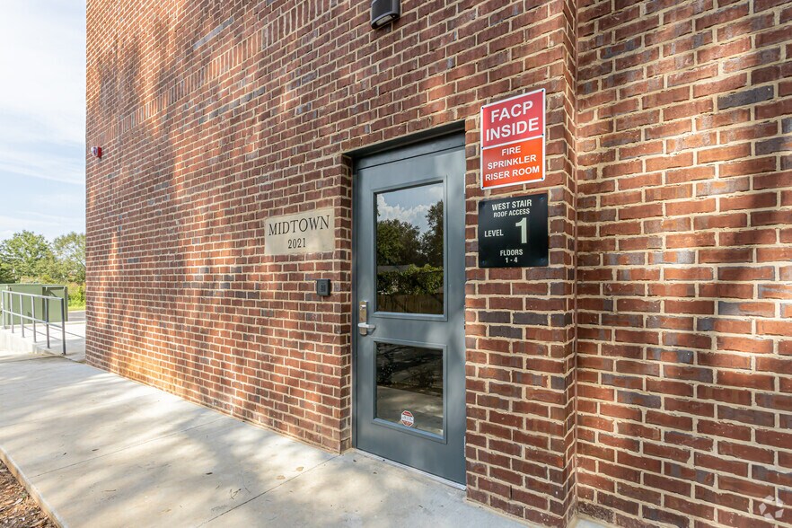 More Photos Of 1812 Old Shell Rd, Mobile Apartments For Lease