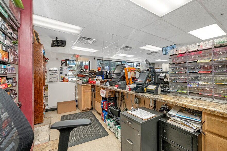 More Photos Of 2 Hill Rd, Franklin Storefront Retail Residential For Sale