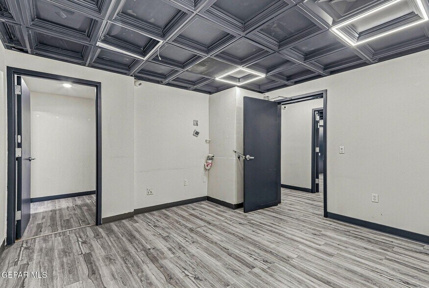 More Photos Of , Sunland Park Flex For Sale