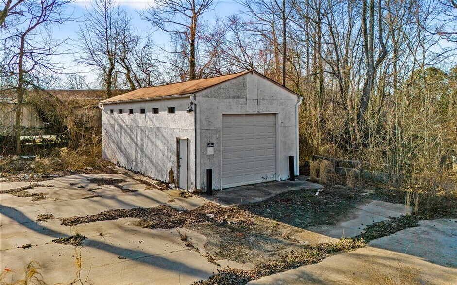 More Photos Of 1570 National Hwy, Thomasville Land For Sale