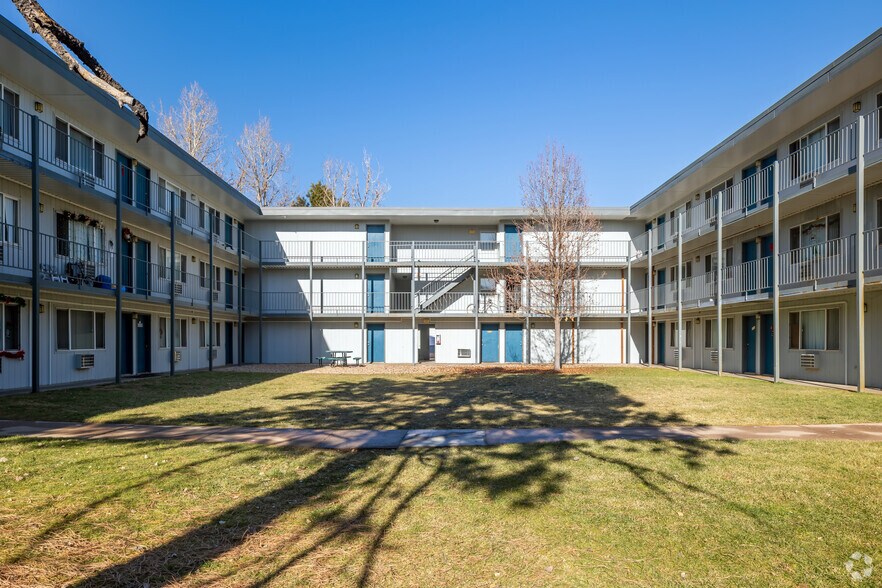 More Photos Of 10785 E Exposition Ave, Aurora Apartments For Sale