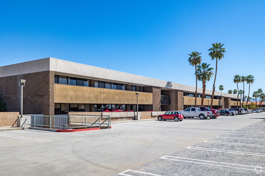 More Photos Of 777 E Tahquitz Canyon Way, Palm Springs Storefront Retail Office For Lease