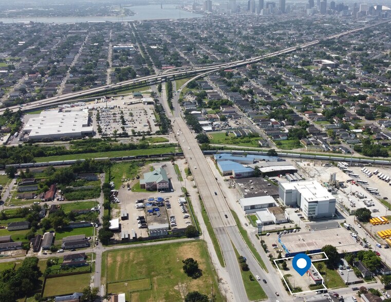 More Photos Of 2940 Elysian Flds, New Orleans General Retail For Sale