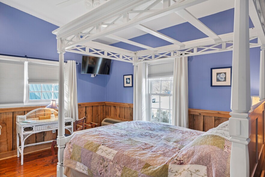 More Photos Of 23130 Briar Patch Ln, Middleburg Hospitality For Sale